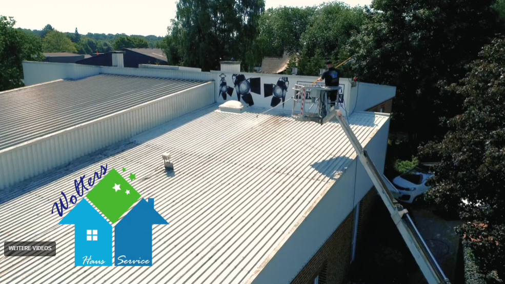 Vorschaubild Video: Dachreinigung Wietmarschen Lohne Vorher-Nachher Vergleich